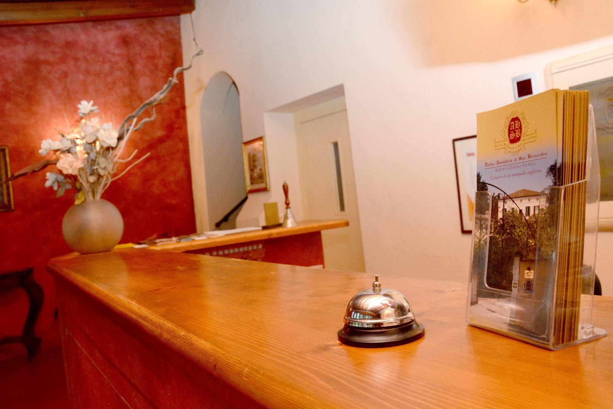 Albergo Dimora Storica Antica Hostelleria Crema Exteriör bild